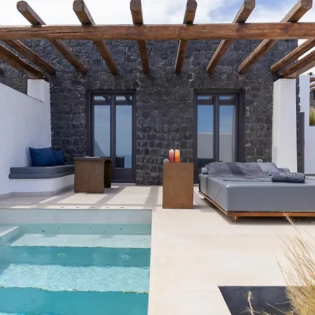 Brilliance (adults Only) 4* Imerovigli (Santorini)