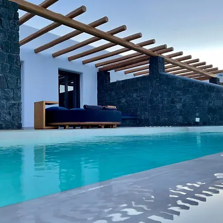 Brilliance (adults Only) 3* Imerovigli (Santorini)