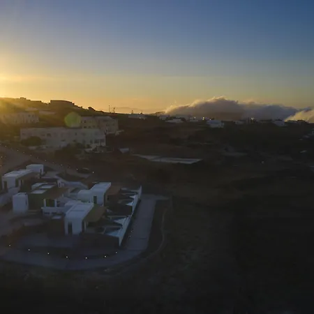 Brilliance (adults Only) מלון דירות