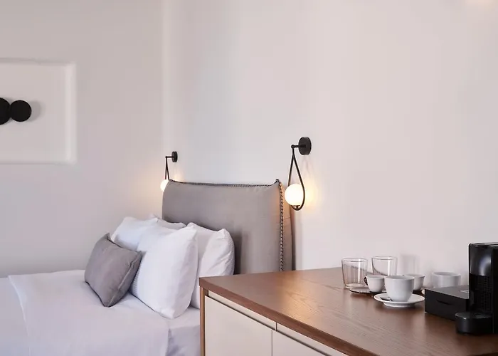 Brilliance (adults Only) 4* Imerovigli (Santorini)