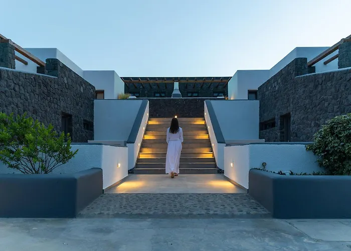 Brilliance (adults Only) 4* Imerovigli (Santorini)