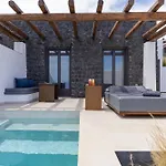 Brilliance (adults Only) 4* Imerovigli (Santorini)
